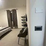 Πανσιόν Domus De Janas 2 *