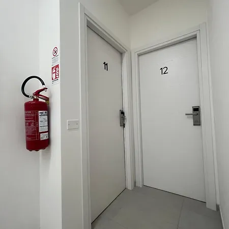 Domus De Janas 2 * Альгеро